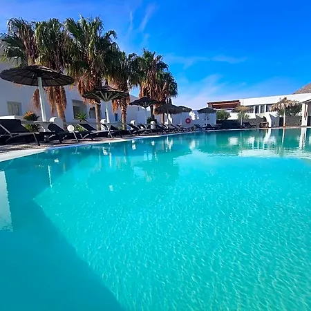 Sandy's Paradise Infinity 4* Santorini Island