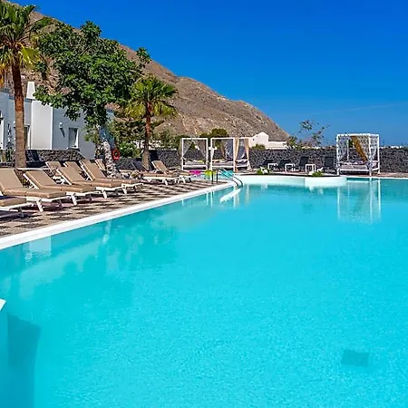 Sandy's Paradise Infinity Santorini Island