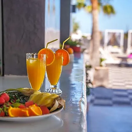 Sandy's Paradise Infinity Hotel Santorini Island